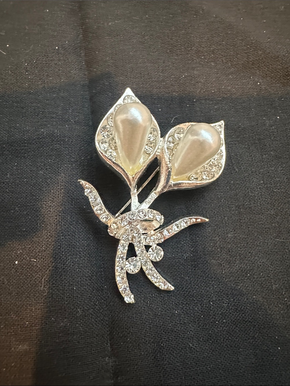 Silver Floral Pearl Teardrop Brooch - Women Jewelry